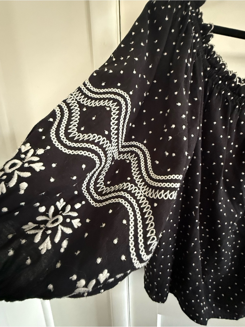 Sezane Black Off-Shoulder Bandana Print Blouse - Picture 6 of 8